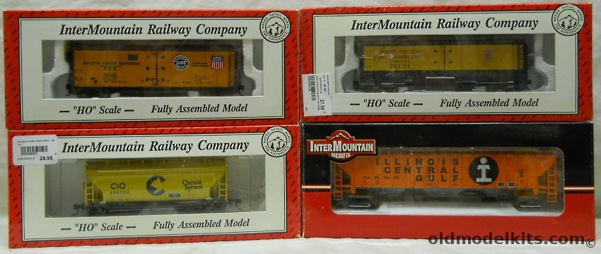 InterMountain Railway Company 1/87 46521-03 Chessie System C&O ACF Center Flow 2 Bay Hopper / 45315-18 Illinois Central Gulf 4750 Cubic Foot Rib Sided 3-Bay Hopper / 45536-02 North Western Refrigerator Car / 45501-81 Pacific Fruit Express Steel Sided Ice Bunker Reefer - HO Scale plastic model kit